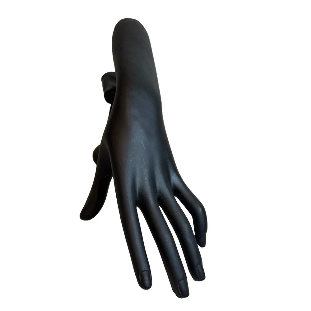 The Unbranded Brand hand model